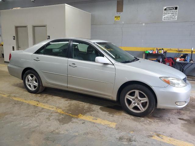 Photo 4 from auction – 2003 TOYOTA CAMRY LE with VIN 4T1BE32K23U697240