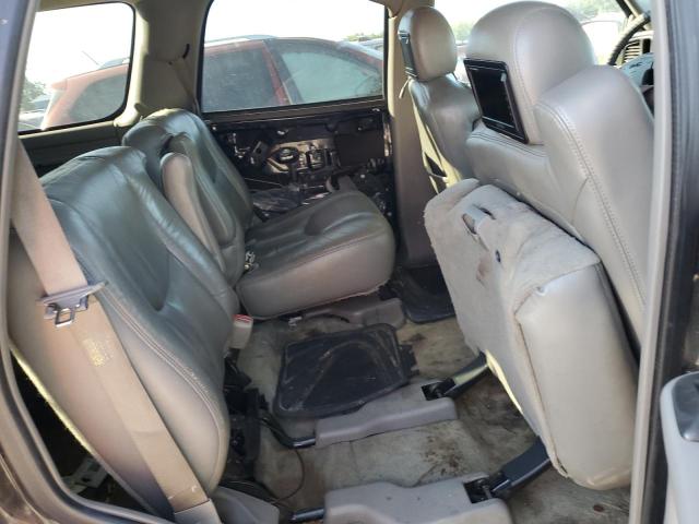 Photo 11 from auction – 2004 GMC YUKON with VIN 1GKEC13Z14R107724