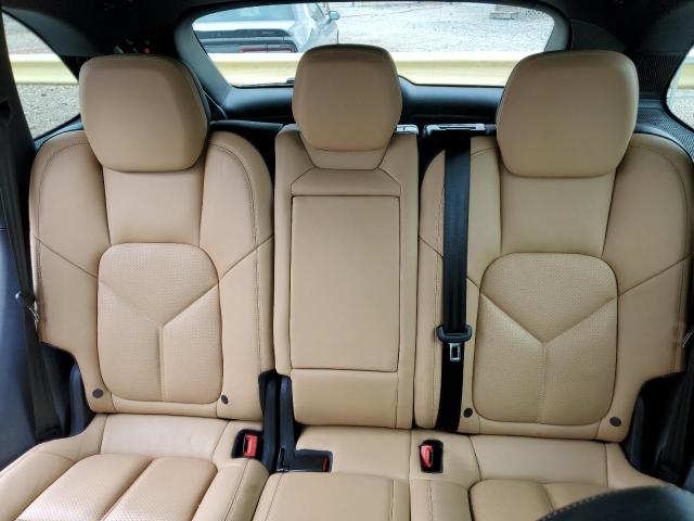 Photo 10 from auction – 2016 PORSCHE CAYENNE with VIN WP1AA2A22GKA08109