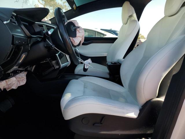 Photo 7 from auction – 2017 TESLA MODEL X with VIN 5YJXCBE21HF068512