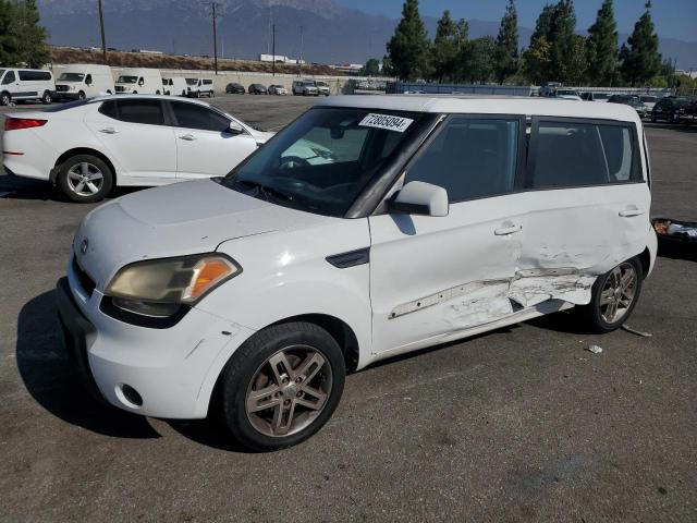 KIA SOUL + 2011 with VIN KNDJT2A21B7300714 - Photo from auction