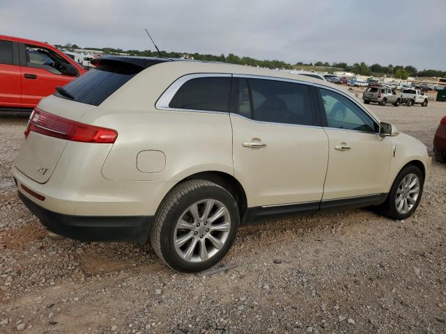 Photo 3 from auction – 2018 LINCOLN MKT with VIN 2LMHJ5FK3JBL00573