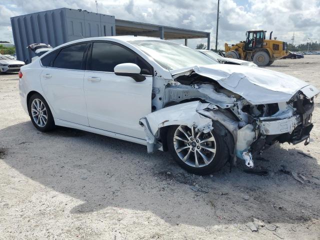 Photo 4 from auction – 2017 FORD FUSION SE with VIN 3FA6P0H75HR332959