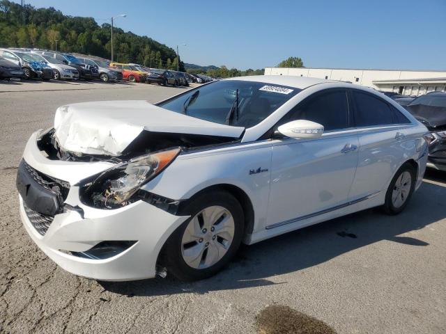 HYUNDAI SONATA HYB 2013 with VIN KMHEC4A40DA086265 - Photo from auction