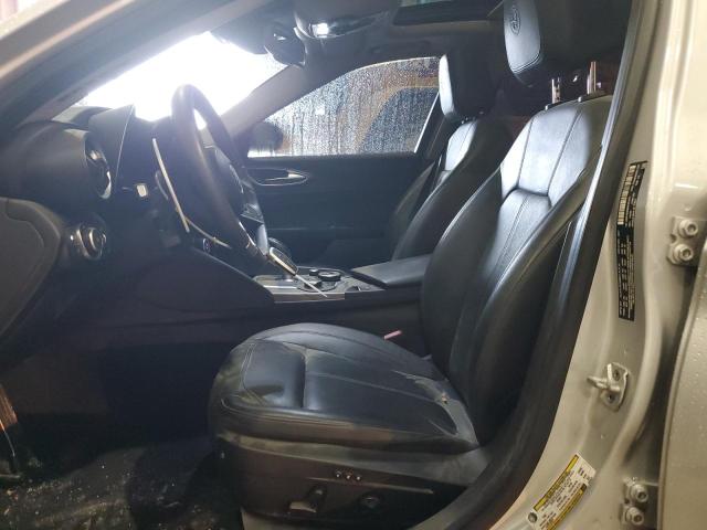 Photo 7 from auction – 2017 ALFA ROMEO GIULIA with VIN ZARFAEBN8H7551671