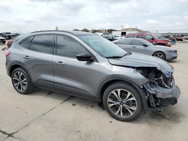 Photo 4 from auction – 2022 FORD ESCAPE SE with VIN 1FMCU0G60NUB16743
