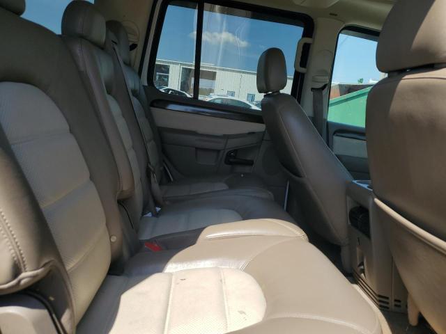 Photo 11 from auction – 2005 FORD EXPLORER E with VIN 1FMDU74E45UA05976