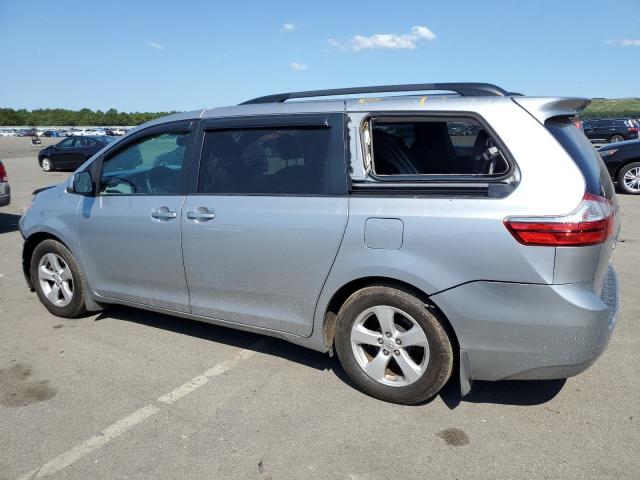 Photo 2 from auction – 2015 TOYOTA SIENNA LE with VIN 5TDKK3DC3FS574123