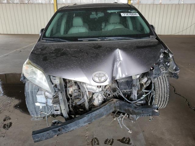 Photo 5 from auction – 2011 TOYOTA SIENNA XLE with VIN 5TDYK3DC9BS013364