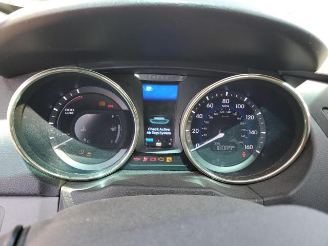 Photo 9 from auction – 2012 HYUNDAI SONATA HYB with VIN KMHEC4A45CA027730