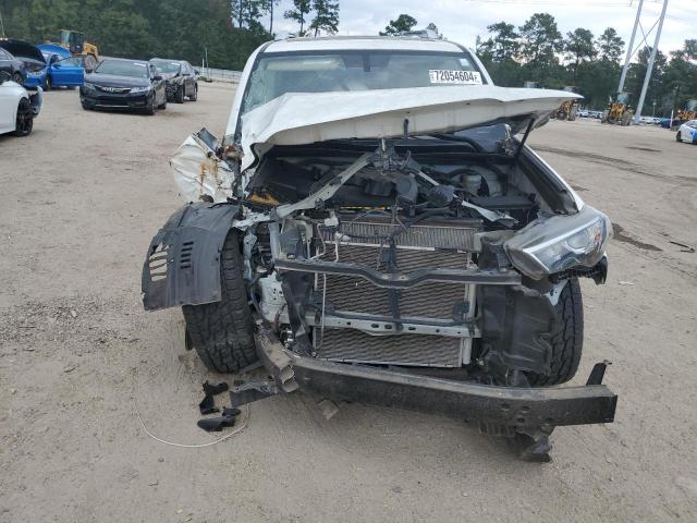 Photo 5 from auction – 2018 TOYOTA 4RUNNER SR with VIN JTEZU5JR5J5177312