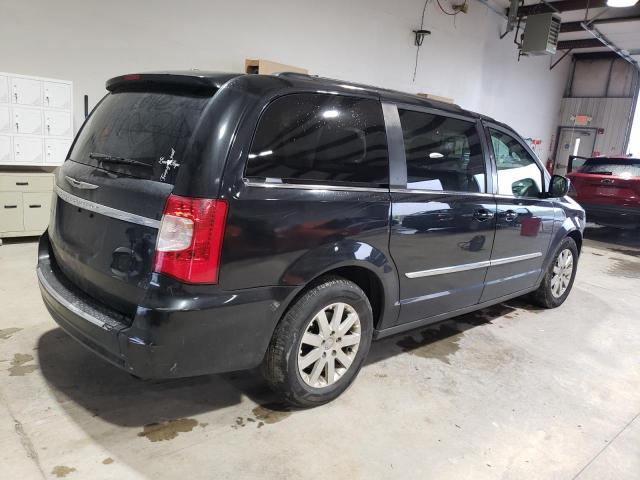 Photo 3 from auction – 2016 CHRYSLER TOWN & COU with VIN 2C4RC1BG5GR213749