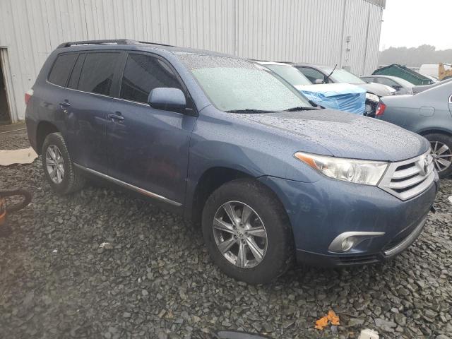 Photo 4 from auction – 2011 TOYOTA HIGHLANDER with VIN 5TDBK3EH6BS055801