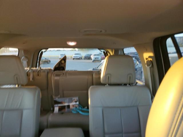 Photo 10 from auction – 2012 LINCOLN NAVIGATOR with VIN 5LMJJ2J54CEL01846