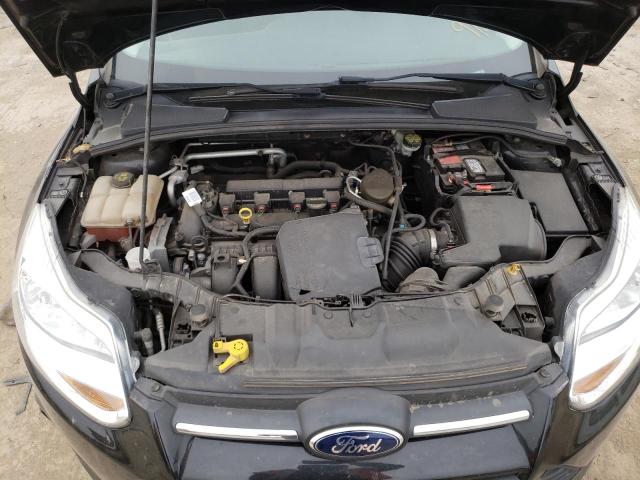 Photo 11 from auction – 2014 FORD FOCUS SE with VIN 1FADP3F29EL121953