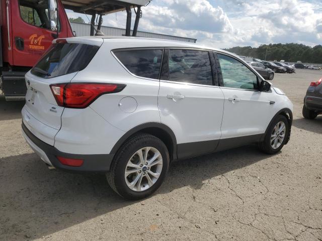 Photo 3 from auction – 2019 FORD ESCAPE SE with VIN 1FMCU0GD3KUB75005