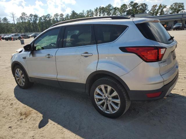Photo 2 from auction – 2019 FORD ESCAPE SEL with VIN 1FMCU0HD7KUB19986