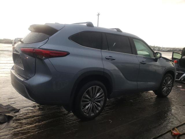 Photo 3 from auction – 2022 TOYOTA HIGHLANDER with VIN 5TDFZRBH6NS233425
