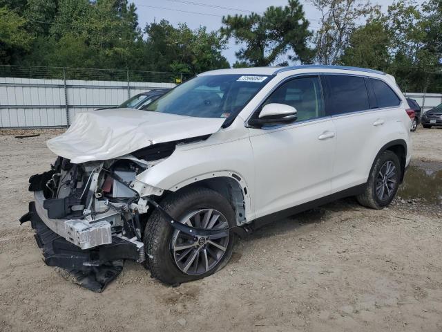 Photo 1 from auction – 2019 TOYOTA HIGHLANDER with VIN 5TDJZRFH2KS602362