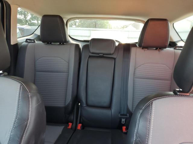 Photo 10 from auction – 2018 FORD ESCAPE SE with VIN 1FMCU9GD3JUB18726