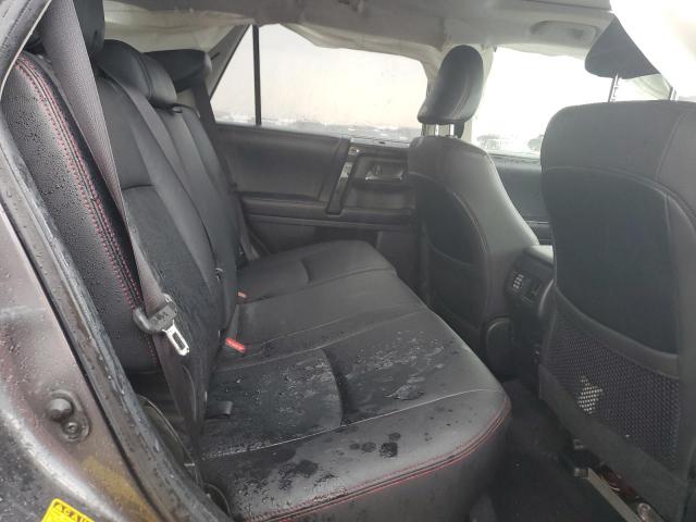 Photo 11 from auction – 2019 TOYOTA 4RUNNER SR with VIN JTEBU5JR8K5630096