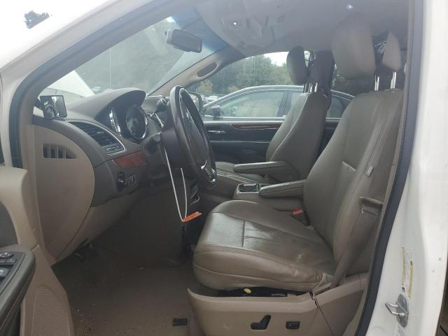 Photo 7 from auction – 2013 CHRYSLER TOWN & COU with VIN 2C4RC1BGXDR648973