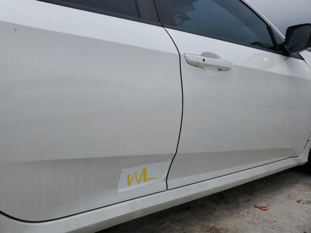 Photo 12 from auction – 2016 HONDA CIVIC EX with VIN 19XFC2F77GE098267