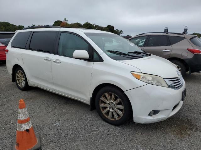 Photo 4 from auction – 2011 TOYOTA SIENNA XLE with VIN 5TDDK3DC3BS008451