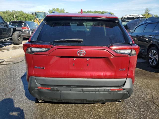 Photo 6 from auction – 2022 TOYOTA RAV4 XLE with VIN 2T3W1RFVXNW197826