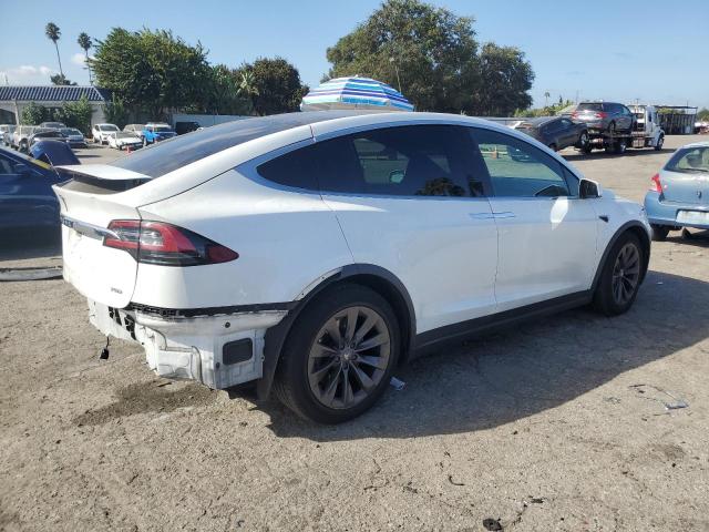 Photo 3 from auction – 2018 TESLA MODEL X with VIN 5YJXCDE24JF104498