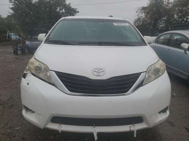 Photo 5 from auction – 2011 TOYOTA SIENNA LE with VIN 5TDKK3DC6BS050152