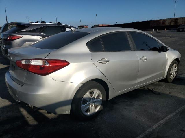 Photo 3 from auction – 2016 KIA FORTE LX with VIN KNAFK4A64G5615210