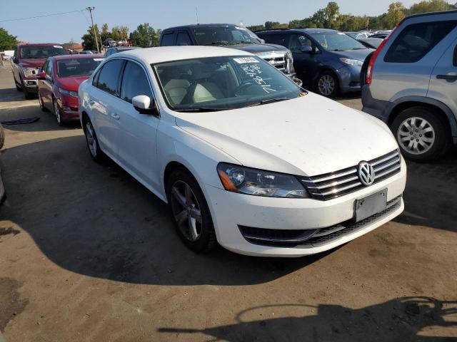 Photo 4 from auction – 2014 VOLKSWAGEN PASSAT SE with VIN 1VWBP7A34EC016839
