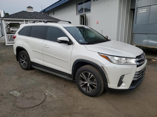 Photo 4 from auction – 2019 TOYOTA HIGHLANDER with VIN 5TDBZRFH4KS943542