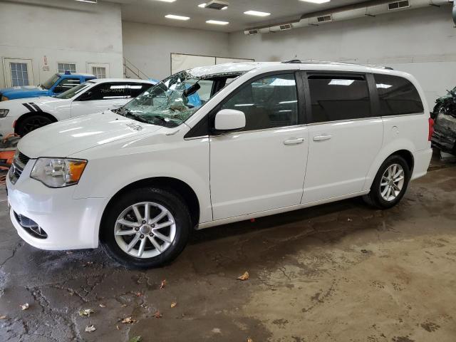 DODGE GRAND CARA 2018 with VIN 2C4RDGCG3JR265371 - Photo from auction