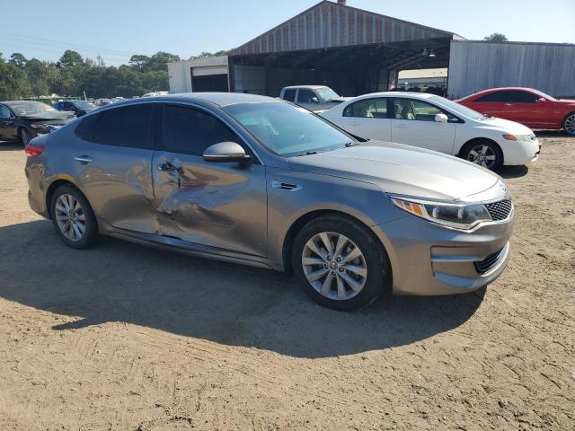 Photo 4 from auction – 2016 KIA OPTIMA EX with VIN 5XXGU4L38GG103305