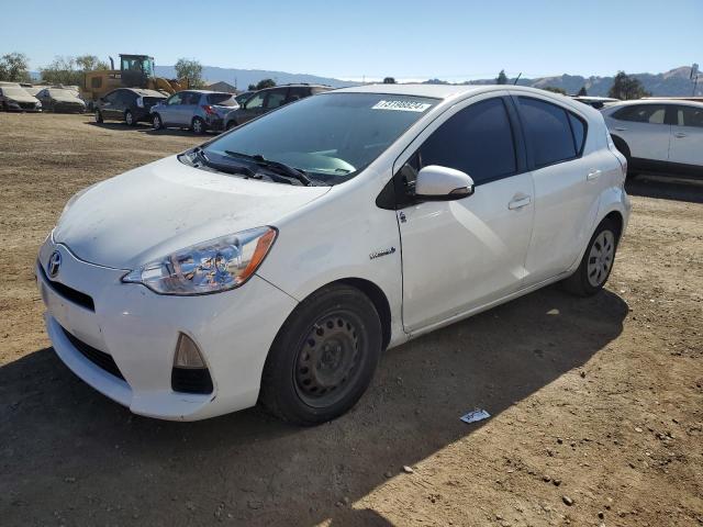 Photo 1 from auction – 2012 TOYOTA PRIUS C with VIN JTDKDTB34C1515054