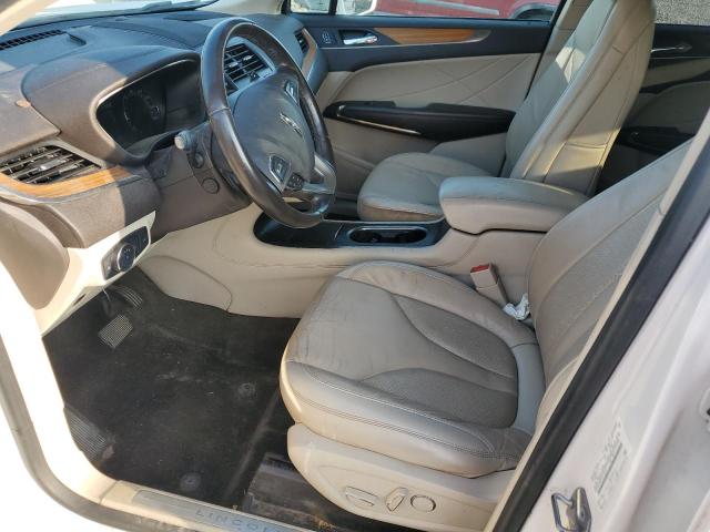 Photo 7 from auction – 2017 LINCOLN MKC SELECT with VIN 5LMCJ2C9XHUL72068