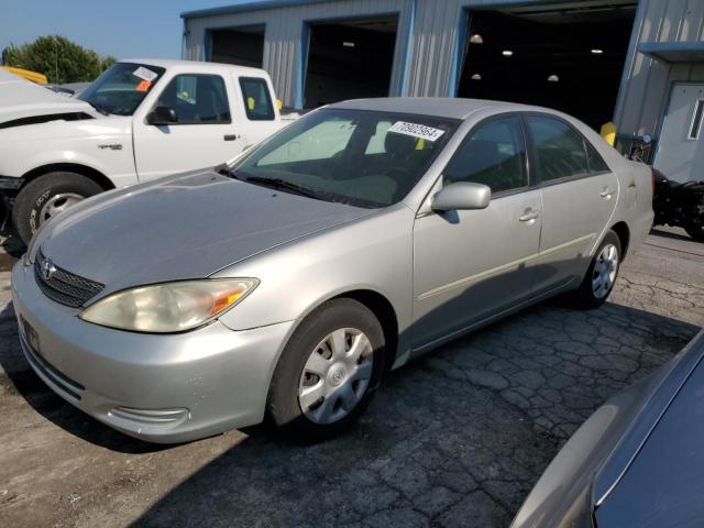 TOYOTA CAMRY LE 2004 with VIN 4T1BE32K54U867351 - Photo from auction