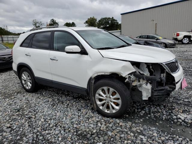 Photo 4 from auction – 2015 KIA SORENTO EX with VIN 5XYKU4A74FG637525