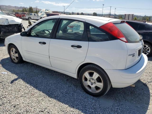 Photo 2 from auction – 2005 FORD FOCUS ZX5 with VIN 3FAFP37N75R139192