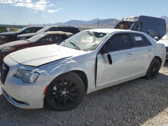 CHRYSLER 300 LIMITE 2016 with VIN 2C3CCARG0GH253419 - Photo from auction