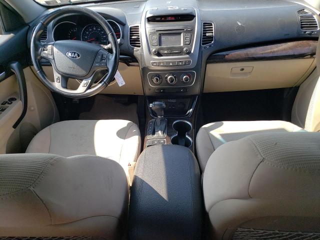Photo 8 from auction – 2015 KIA SORENTO LX with VIN 5XYKTCA61FG637261