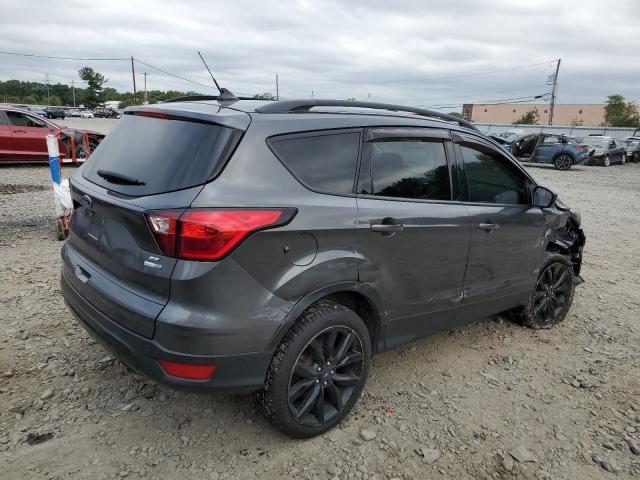 Photo 3 from auction – 2019 FORD ESCAPE SE with VIN 1FMCU9GD3KUB74103