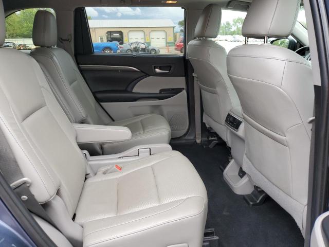 Photo 11 from auction – 2019 TOYOTA HIGHLANDER with VIN 5TDDGRFH2KS064541