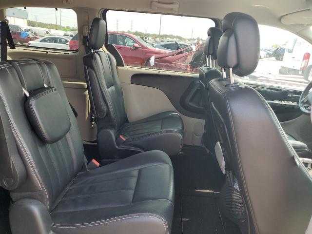 Photo 11 from auction – 2013 CHRYSLER TOWN & COU with VIN 2C4RC1BG3DR796673