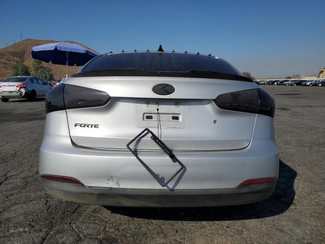 Photo 6 from auction – 2015 KIA FORTE LX with VIN KNAFK4A62F5372897
