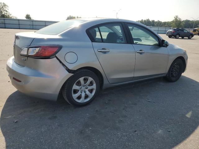 Photo 3 from auction – 2013 MAZDA 3 I with VIN JM1BL1U75D1744898
