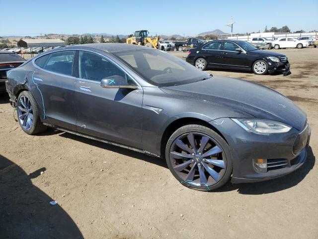 Photo 4 from auction – 2015 TESLA MODEL S with VIN 5YJSA1E27FF104212