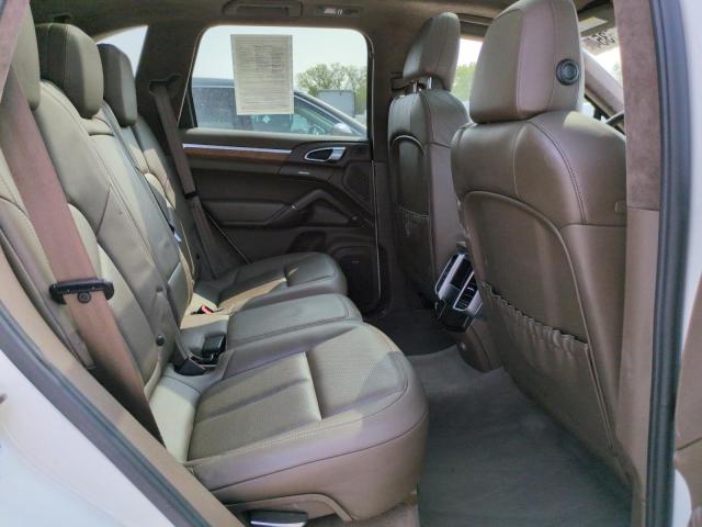 Photo 11 from auction – 2011 PORSCHE CAYENNE S with VIN WP1AE2A23BLA92996